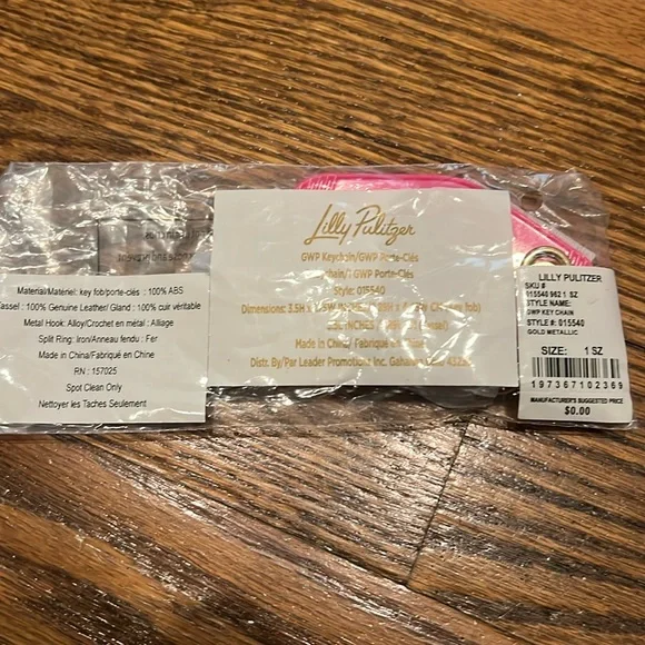 Lilly Pulitzer Retro Pink Tag Keychain Key Ring Gold Metallic Tassel GWP NWT - Picture 2 of 5